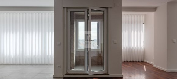 Квартира с 4 спальнями в Матозиньюш, Португалия № 99408 23