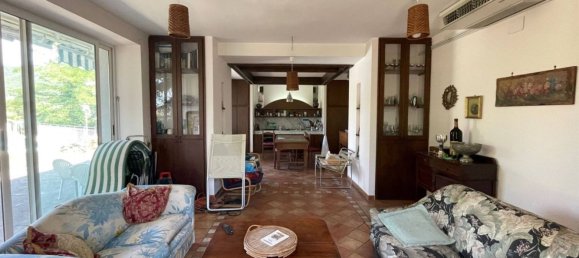 13-Zimmer Villa in Colfelice, Italy, Nr. 106136 10