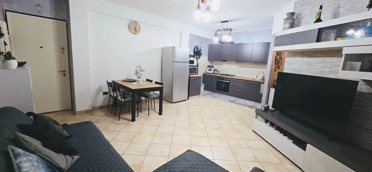 3 rooms Apartment in Viadana, Italy No. 161593