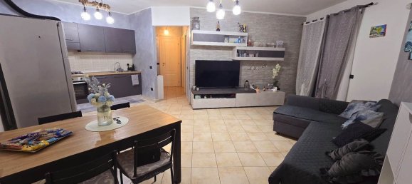 3 rooms Apartment in Viadana, Italy No. 161593 2