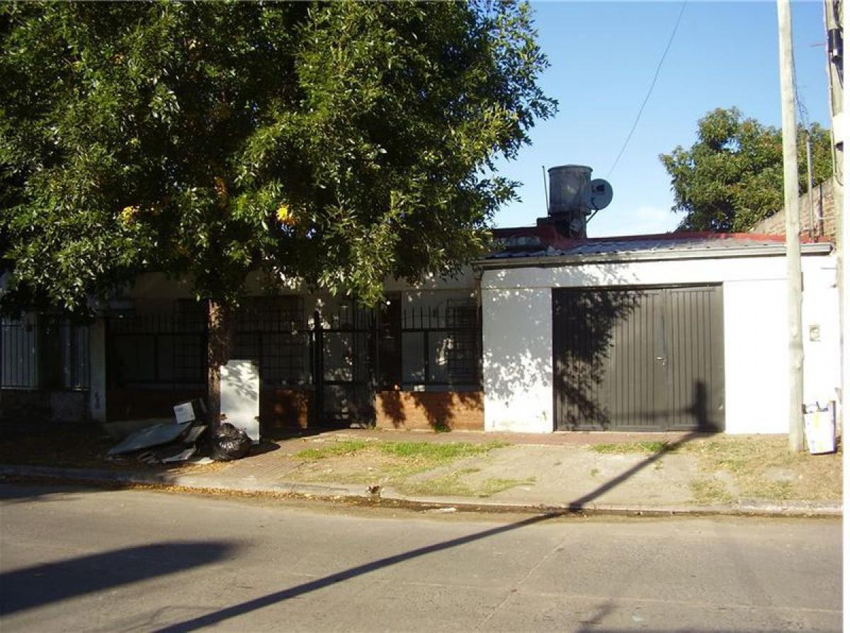 3 Schlafzimmer Haus in Quilmes, Argentina, Nr. 97191