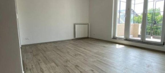 2 rooms Apartment in Novara, Italy No. 152689 3