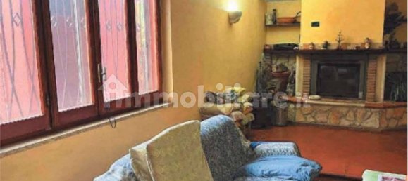 2 Schlafzimmer Haus in Velletri, Italy, Nr. 286500 3