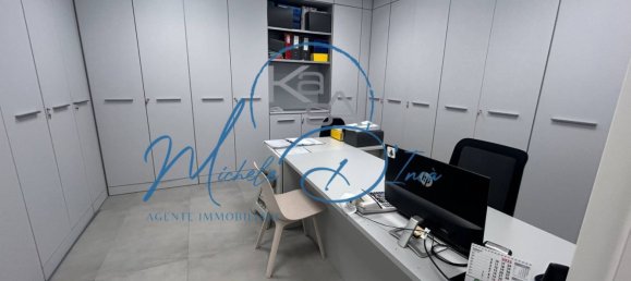 Escritório em Treviso, Italy 195 m² N.º 215921 3