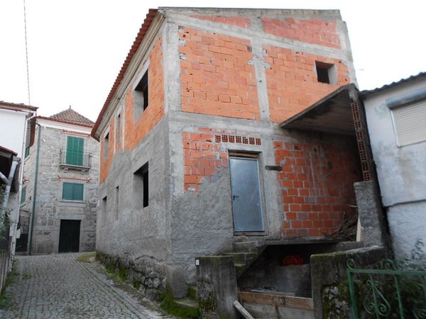 2 bedrooms House in Infias, Portugal No. 166274