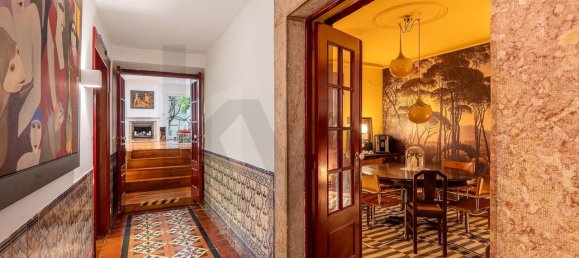 3 bedrooms Apartment in Lisbon, Portugal No. 11181 2