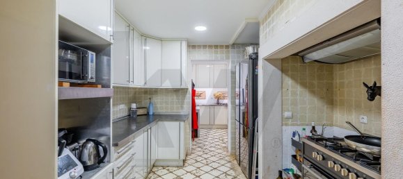 3 bedrooms Apartment in Lisbon, Portugal No. 11181 18