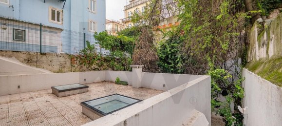 3 bedrooms Apartment in Lisbon, Portugal No. 11181 36