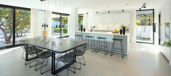 4 chambres Villa à Marbella, Spain No. 30595 16