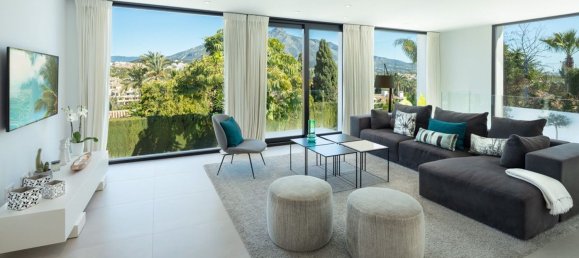 4 bedrooms Villa in Marbella, Spain No. 30595 46