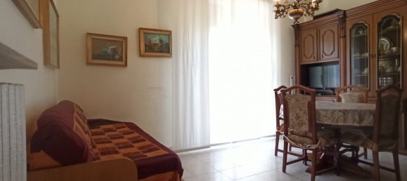 2 bedrooms Apartment in Limbiate, Italy No. 362203 5