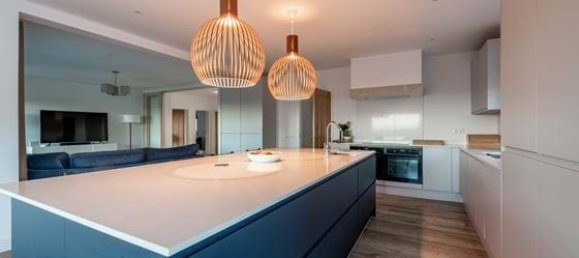 5 bedrooms Villa in Budens, Portugal No. 131848 8