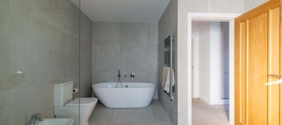 5 bedrooms Villa in Budens, Portugal No. 131848 29