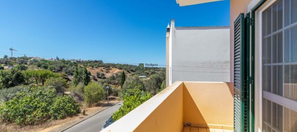 Villa de 3 dormitorios en Alvor, Portugal No. 197367 41