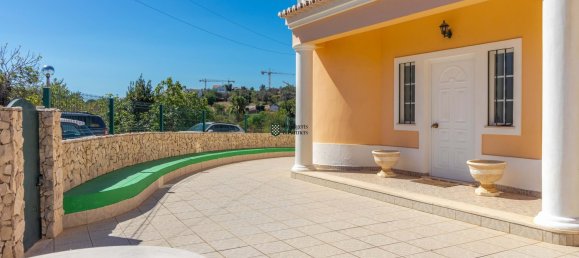 Villa de 3 dormitorios en Alvor, Portugal No. 197367 26