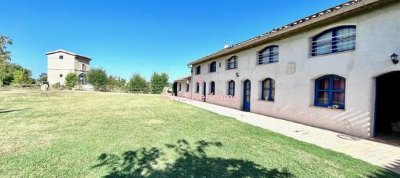 30 bedrooms House in Castelnaudary, France No. 315967 2