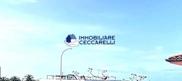 Дом с 4 комнатами в Масса, Италия № 173755 30