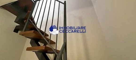 Дом с 4 комнатами в Масса, Италия № 173755 18