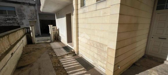 Дом с 5 спальнями в Racale, Италия № 89842 5