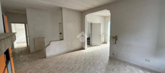 Дом с 5 спальнями в Racale, Италия № 89842 25