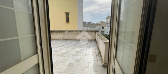 Дом с 5 спальнями в Racale, Италия № 89842 39