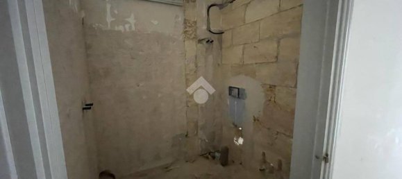 Дом с 5 спальнями в Racale, Италия № 89842 17