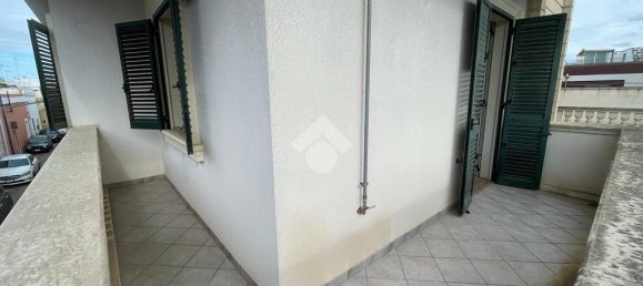 Дом с 5 спальнями в Racale, Италия № 89842 35