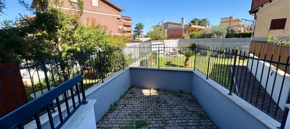 3 rooms Apartment in Rome, Italy No. 136583 38