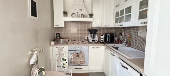 3 rooms Apartment in Rome, Italy No. 136583 31