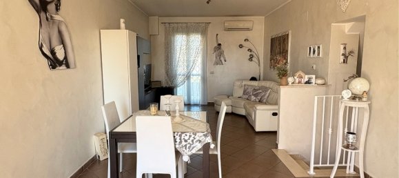 3 rooms Apartment in Rome, Italy No. 136583 24