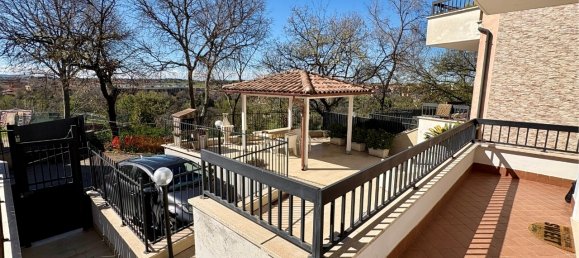 3 rooms Apartment in Rome, Italy No. 136583 20