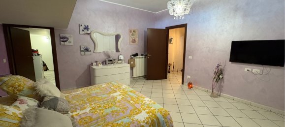 3 rooms Apartment in Rome, Italy No. 136583 7
