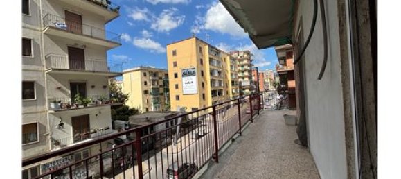 3 rooms Apartment in Naples, Italy No. 275947 6