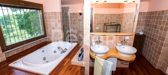 Villa T5 em Trevignano Romano, Italy N.º 260360 36