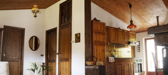 8 rooms Villa in Borghetto di Vara, Italy No. 33253 3
