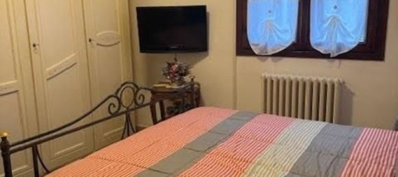 2-salle Appartement à Calci, Italy No. 48017 9