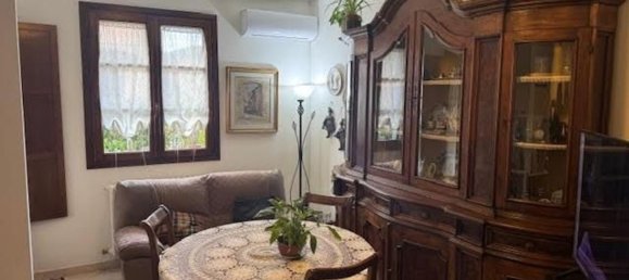 2-salle Appartement à Calci, Italy No. 48017 3