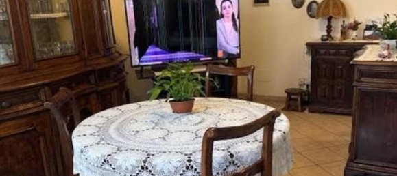 2-salle Appartement à Calci, Italy No. 48017 7