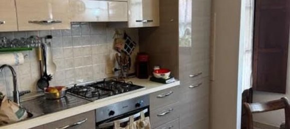 2-salle Appartement à Calci, Italy No. 48017 2