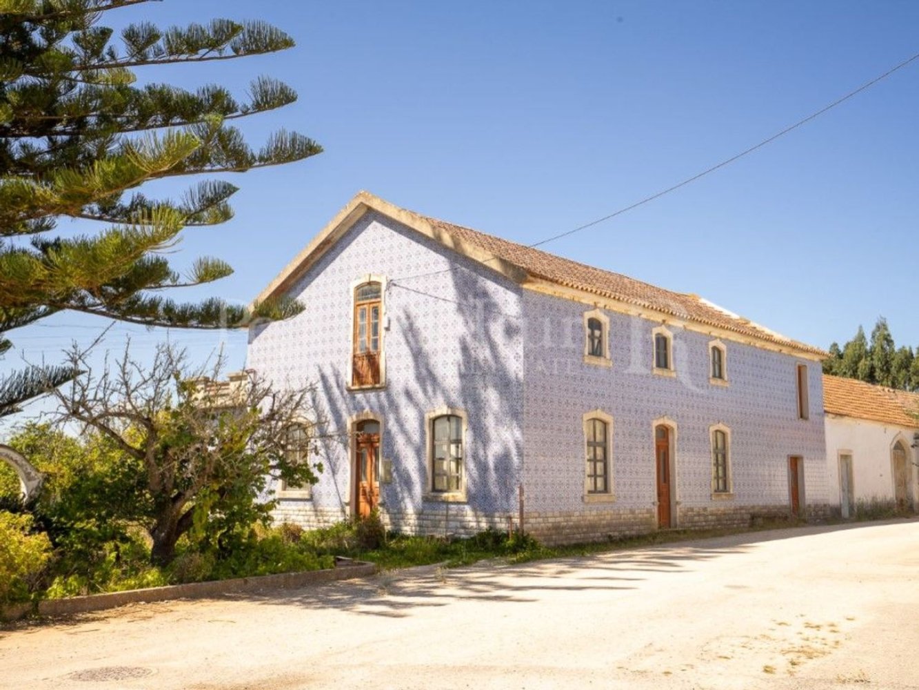 Casa de 10 dormitorios en Bombarral, Portugal No. 146232