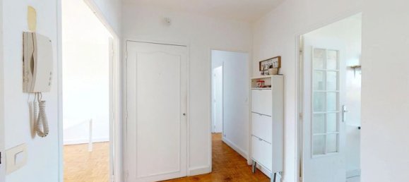 3 bedrooms Apartment in Neuilly-Plaisance, France No. 354388 3