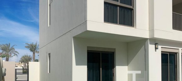 Таунхаус с 4 спальнями в Town Square, ОАЭ № 34485 3