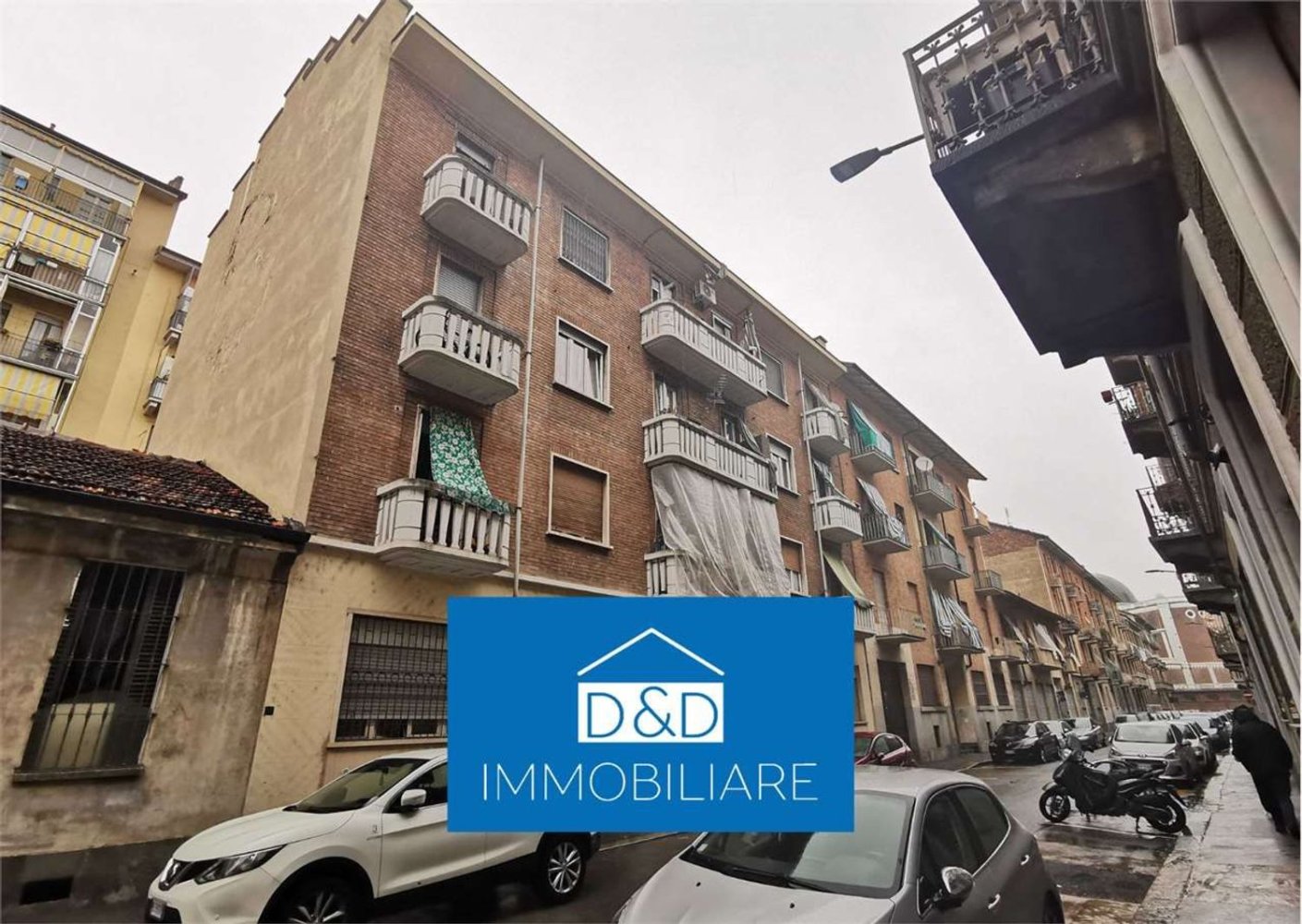 2 rooms Apartment in Turin, Italy No. 10135