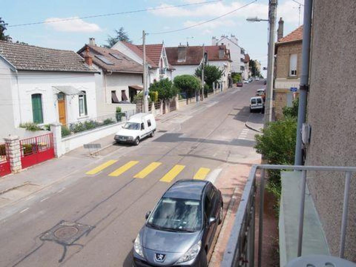 4 bedrooms Condo in Dijon, France No. 13693