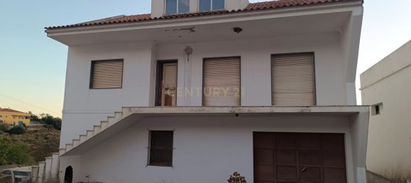 3 Schlafzimmer Haus in Faro, Portugal, Nr. 198472 5