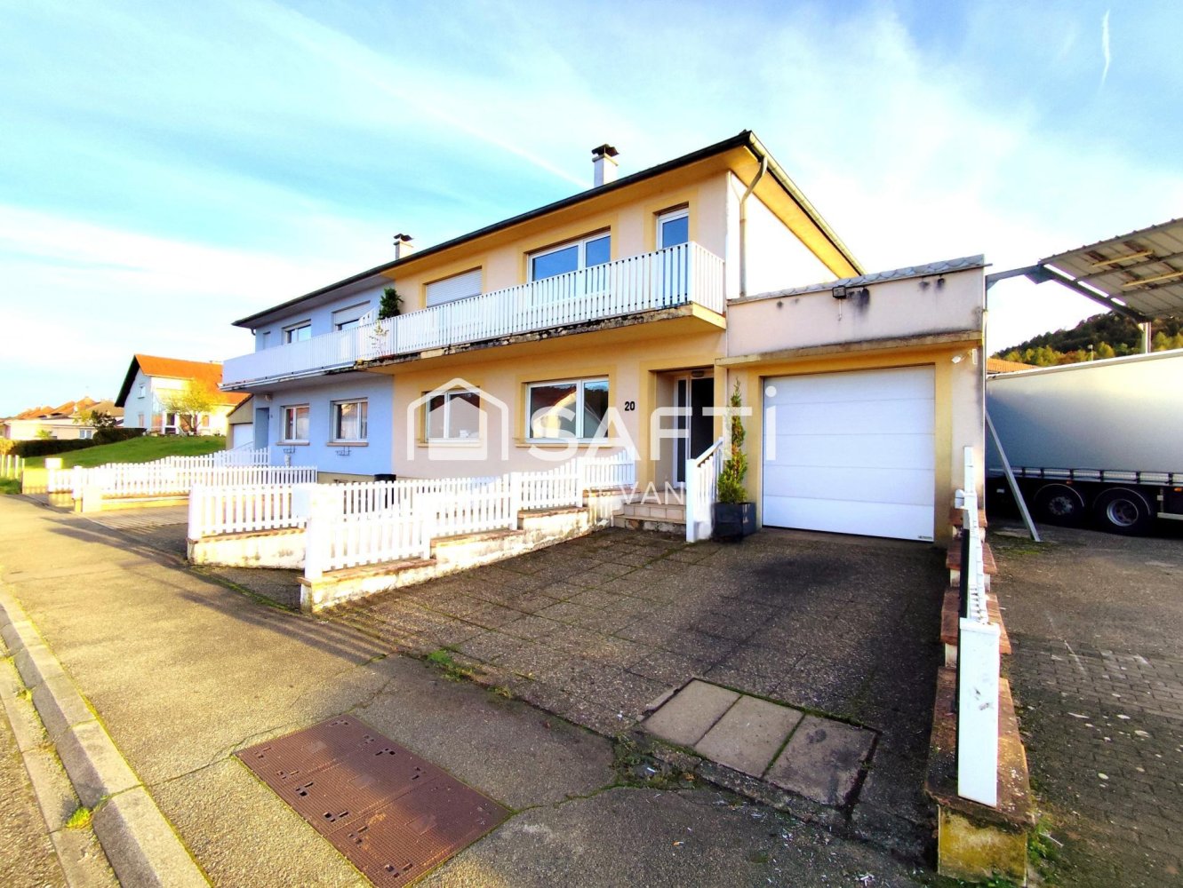 Casa de 3 dormitorios en Falck, France No. 159294