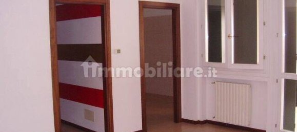 3 غرف نوم شقة في Verona, Italy رقم 228409 9