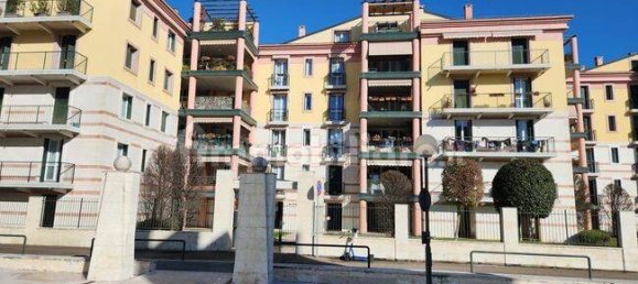 3 غرف نوم شقة في Verona, Italy رقم 228409 3