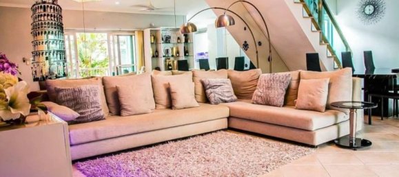 6 bedrooms Villa in Pattaya, Thailand No. 22435 12