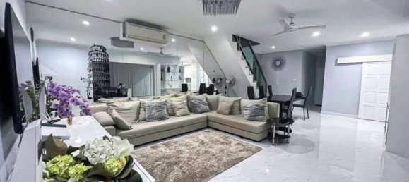 6 bedrooms Villa in Pattaya, Thailand No. 22435 13